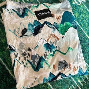Milk Snob Car seat or breastfeeding cover